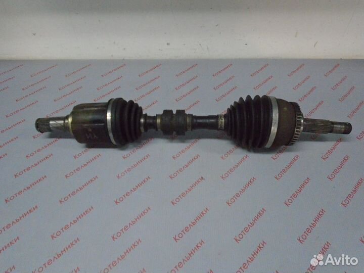 Nissan 39101-AV911 Вал приводной левый