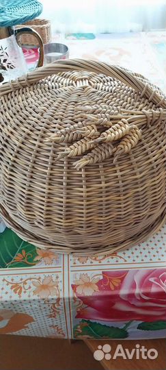 Хлебница плетеная