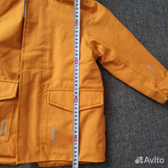 Курточка парка Reima новая. Шапки reima