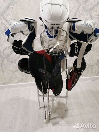 Напольная вешалка бу для хоккейной формы