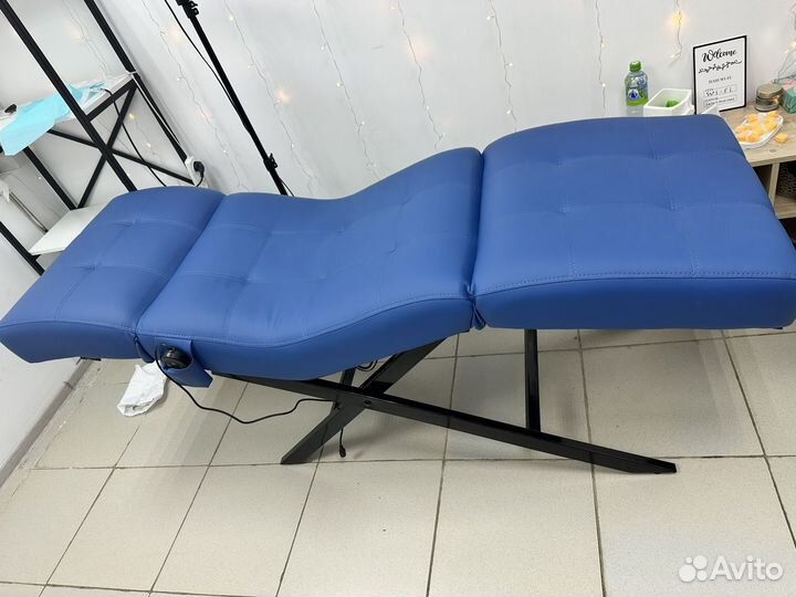 Кушетка косметологическая