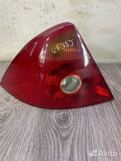 Фонарь задний левый Ford Mondeo хетчбэк 5-ти дв