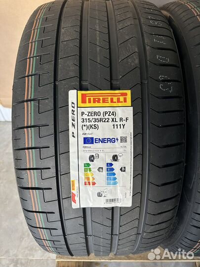 Pirelli P Zero PZ4 275/40 R22 и 315/35 R22 107Y