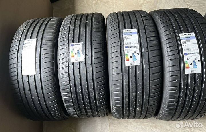 Michelin Pilot Sport 4 SUV 285/45 R22 114Y