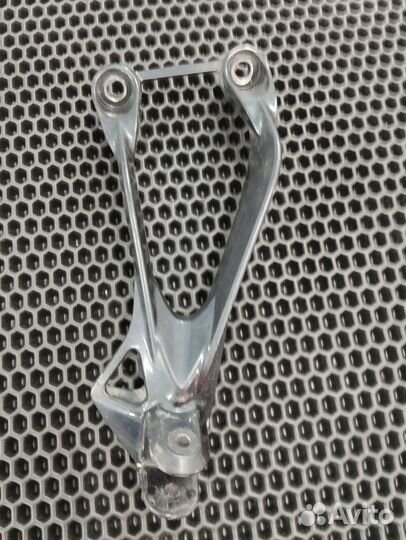 Kawasaki zx7r, zx7, ZX750P Подножка пассажира прав