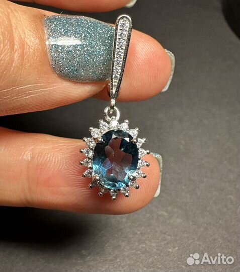 Серьги с топазом