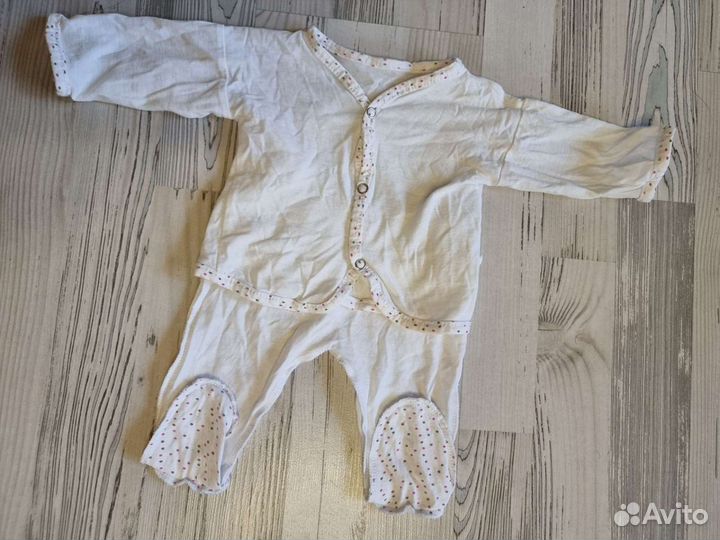 Вещи пакетом на девочку (0-3мес)