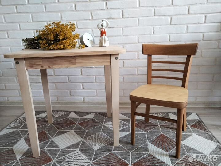 Столик Икеа массив дерева