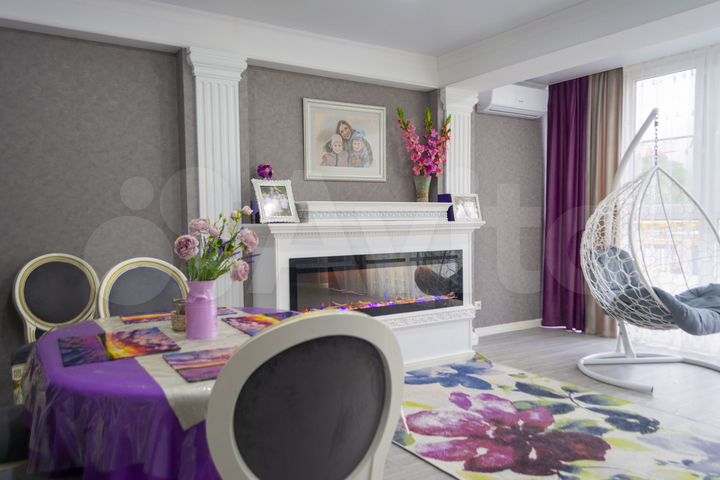 4-к. квартира, 92 м², 8/9 эт.