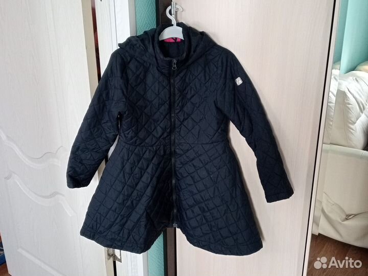 Куртки на девочку