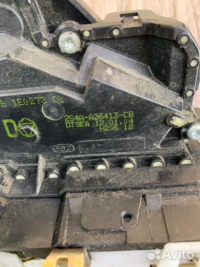 Замок двери задний левый Ford Focus 1 хетчбэк 5-ти