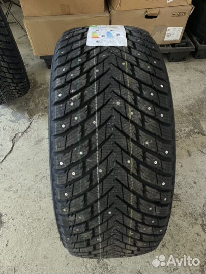 Grenlander Icedefensor Stud II 275/40 R22 и 315/35 R22