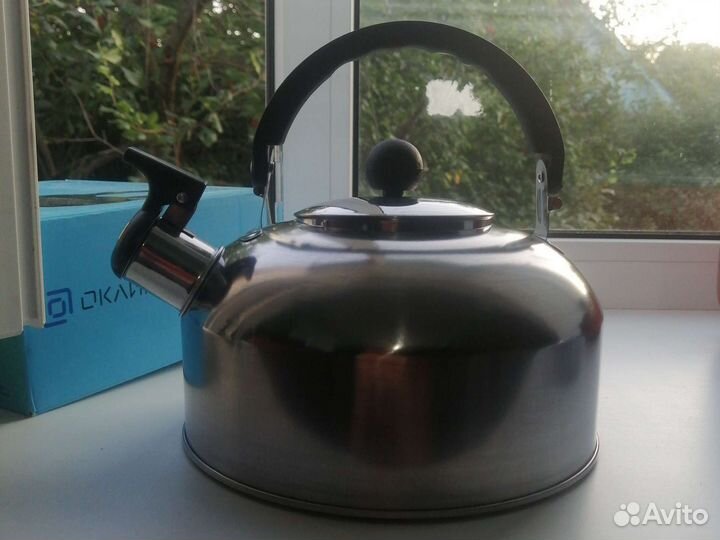 Кастрюли, чайники