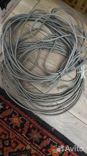 Интернет кабель c коннекторами