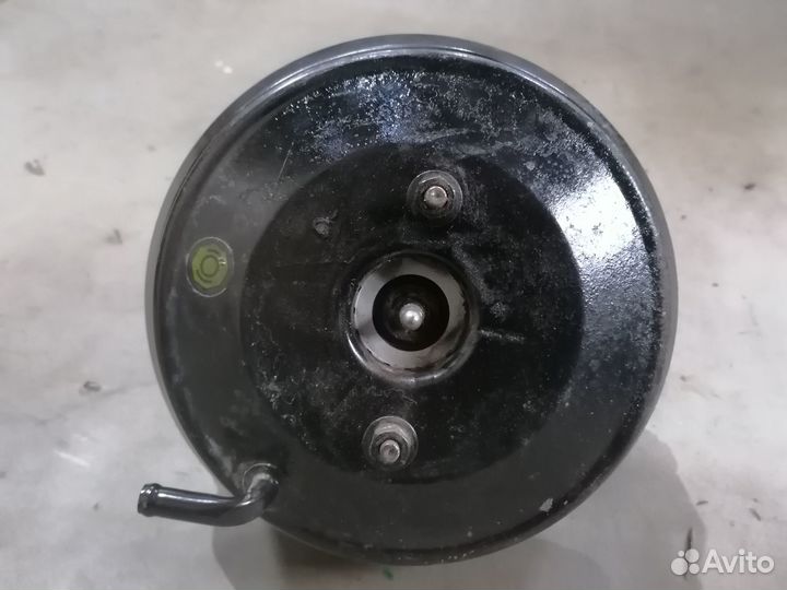 Усилитель тормозов вакуумный Nissan Primera P11