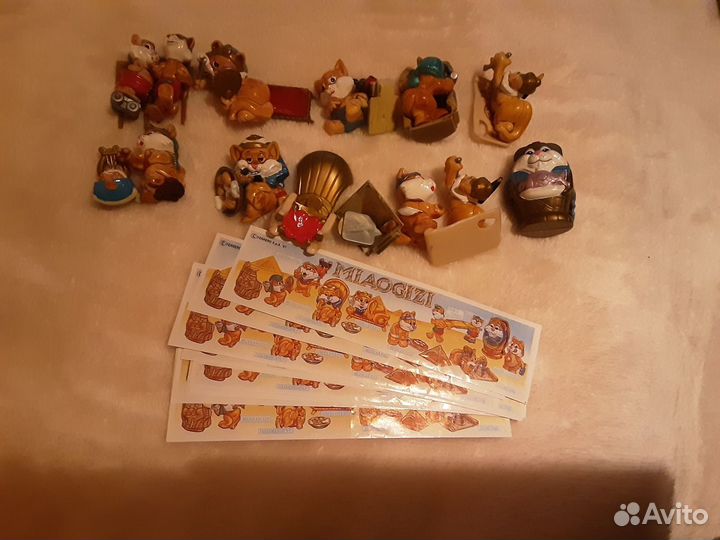 Киндер сюрприз Коты Фараоны