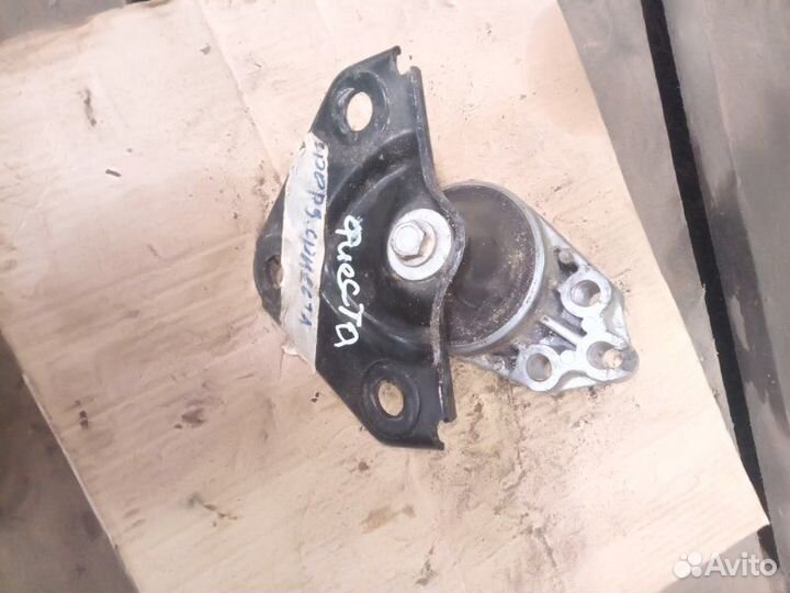 Подушка двигателя Ford Fiesta MK5 1.4 2002-2008