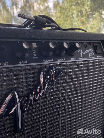 Гитарный комбоусилитель fender