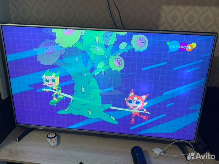 Продам 3д телевизор LG