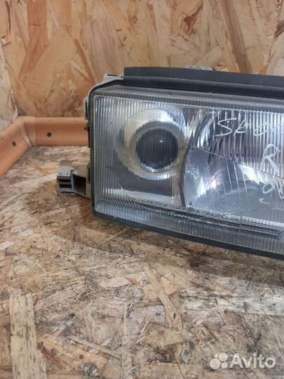 Фара Правая Шкода Октавия Тур до Рестайлинг