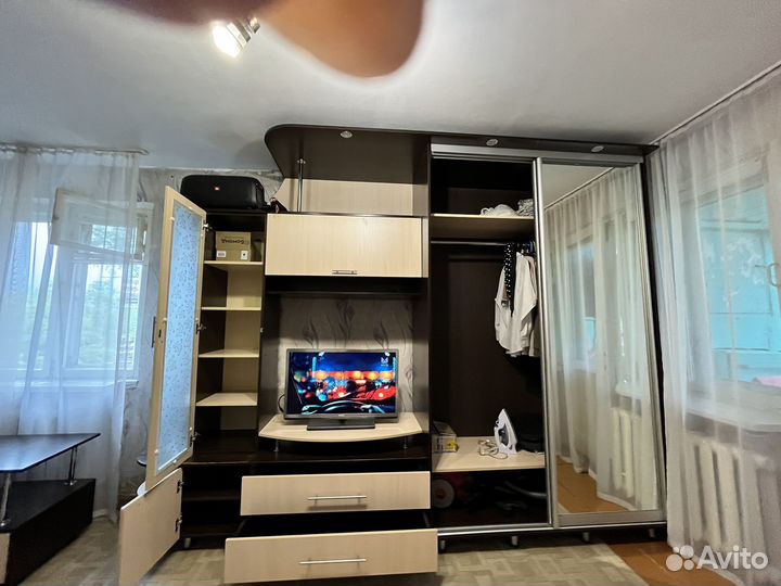 Шкаф стенка