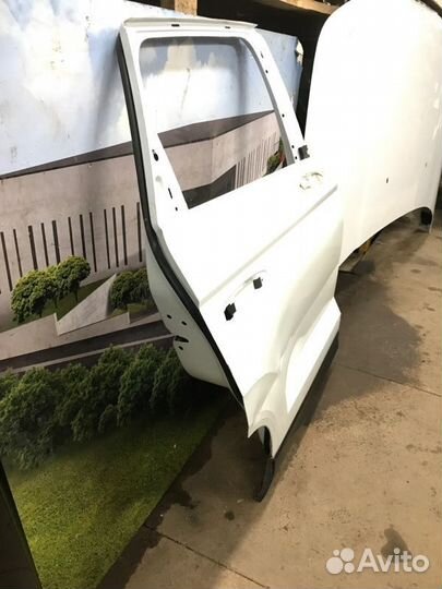 Дверь задняя правая Skoda Karoq 2020