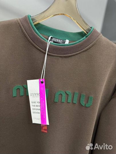 Топовый костюм Miu Miu