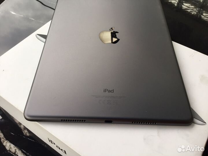 Планшет apple iPad air3