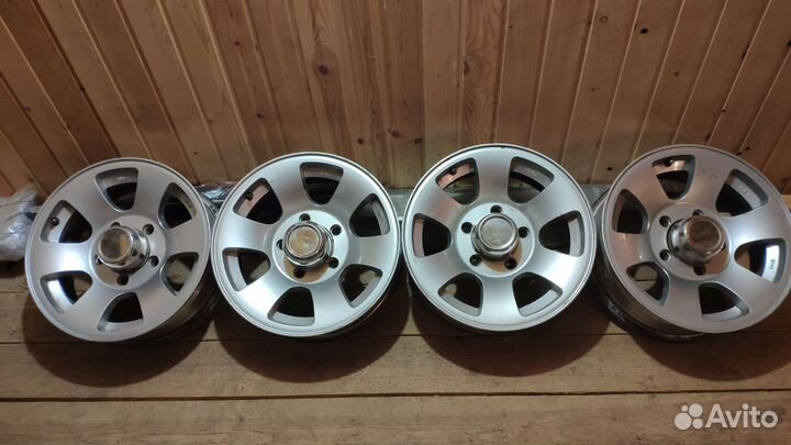 Колесные диски r16 литые