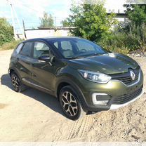 Renault Kaptur 2.0 AT, 2017, битый, 227 000 км, с пробегом, цена 838 000 руб.