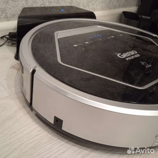 Робот пылесос
