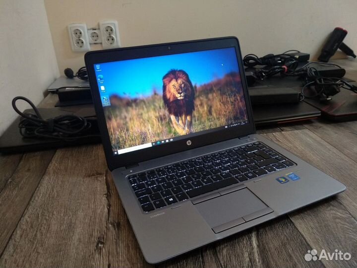 Ноутбук HP (Экран Full HD, Intel core i5 )