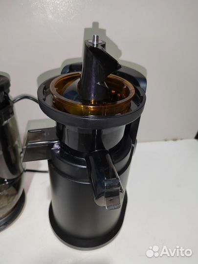 Шнековая соковыжималка Kitfort KT-1128