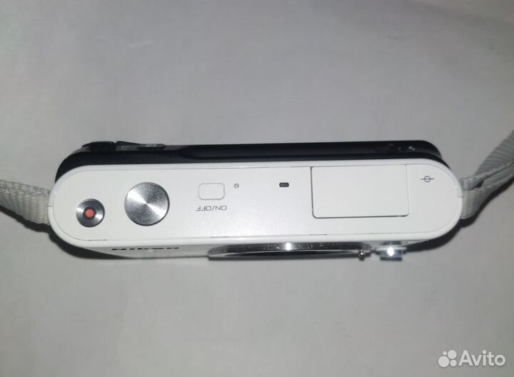 Фотоаппарат Nikon 1 J1 body