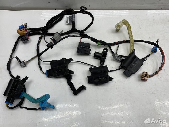 Сервопривод/проводка/коса печки Skoda Octavia A5