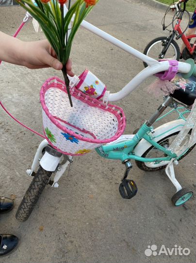 Трехколесный велосипед