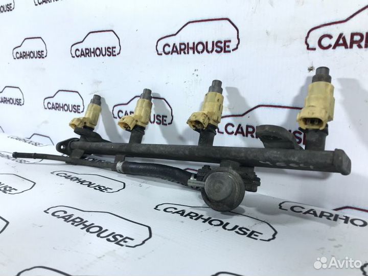 Рампа с форсунками Mitsubishi Galant 1.6 4G64