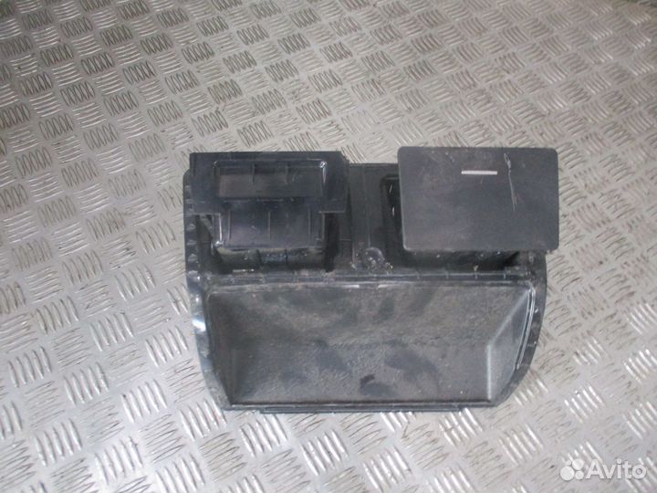 Накладка торпедо Iveco 5801398972