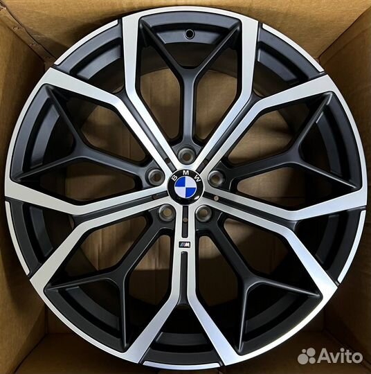 Зимние колеса на BMW X5 X6 X7 R21 кованые и шипов