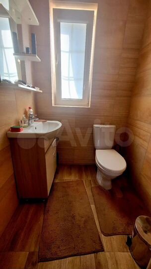 Дом 200 м² на участке 6 сот.