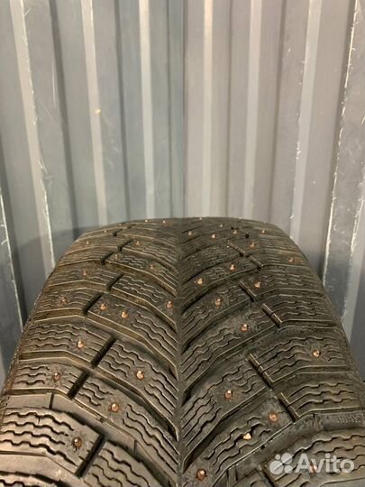 Michelin X-Ice North 4 245/40 R18 97T