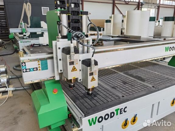 Фрезерный гравировальный станок с чпу WoodTec