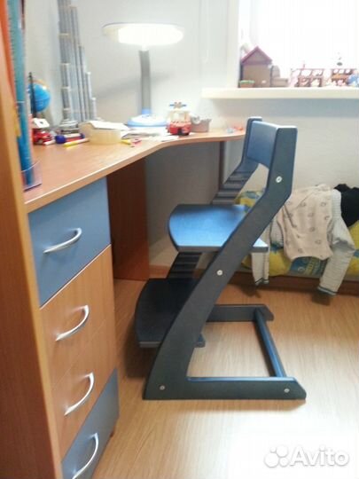 Детский регулируемый стул