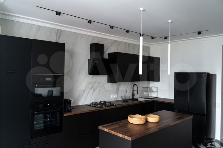 5-к. квартира, 234 м², 8/10 эт.