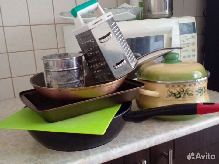 Комплект посуды и другое на дачу