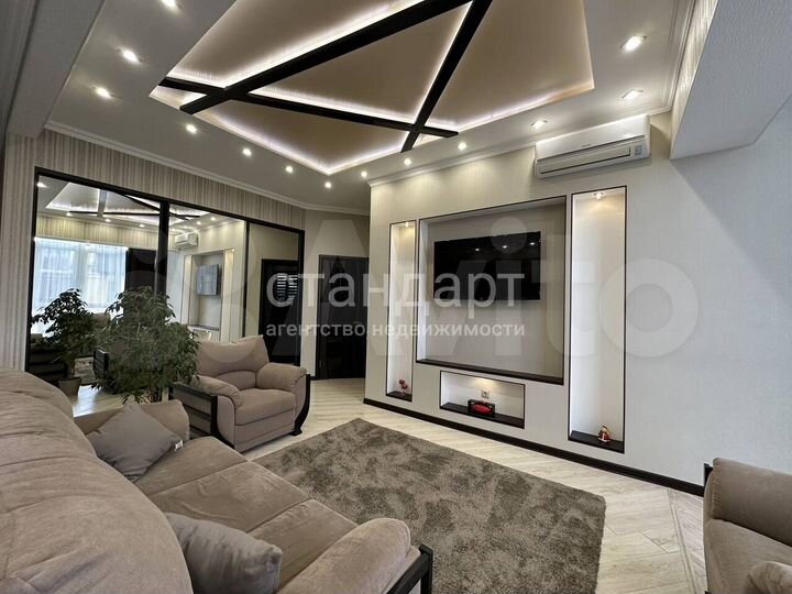 2-к. квартира, 64,3 м², 3/4 эт.