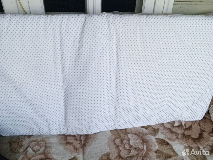 Кроватка деткая деревянная с матрасом