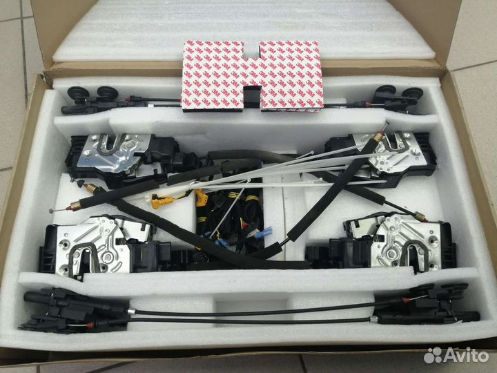 Доводчики дверей на Mercedes-Benz GLE 167 кузов