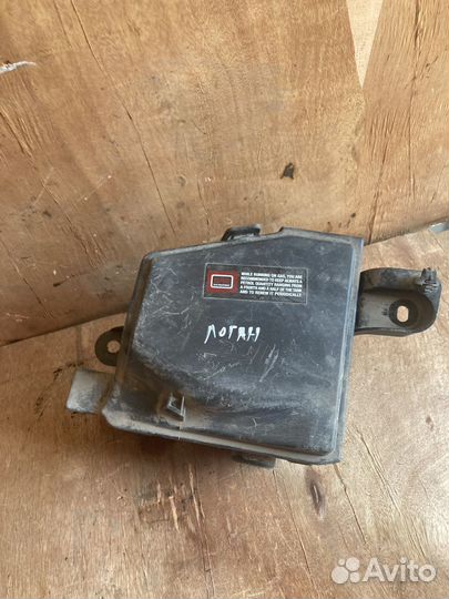 Кожух воздушного фильтра renault logan