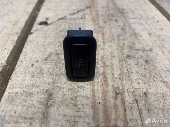 Кнопка отключения сигнализации Skoda Octavia A5